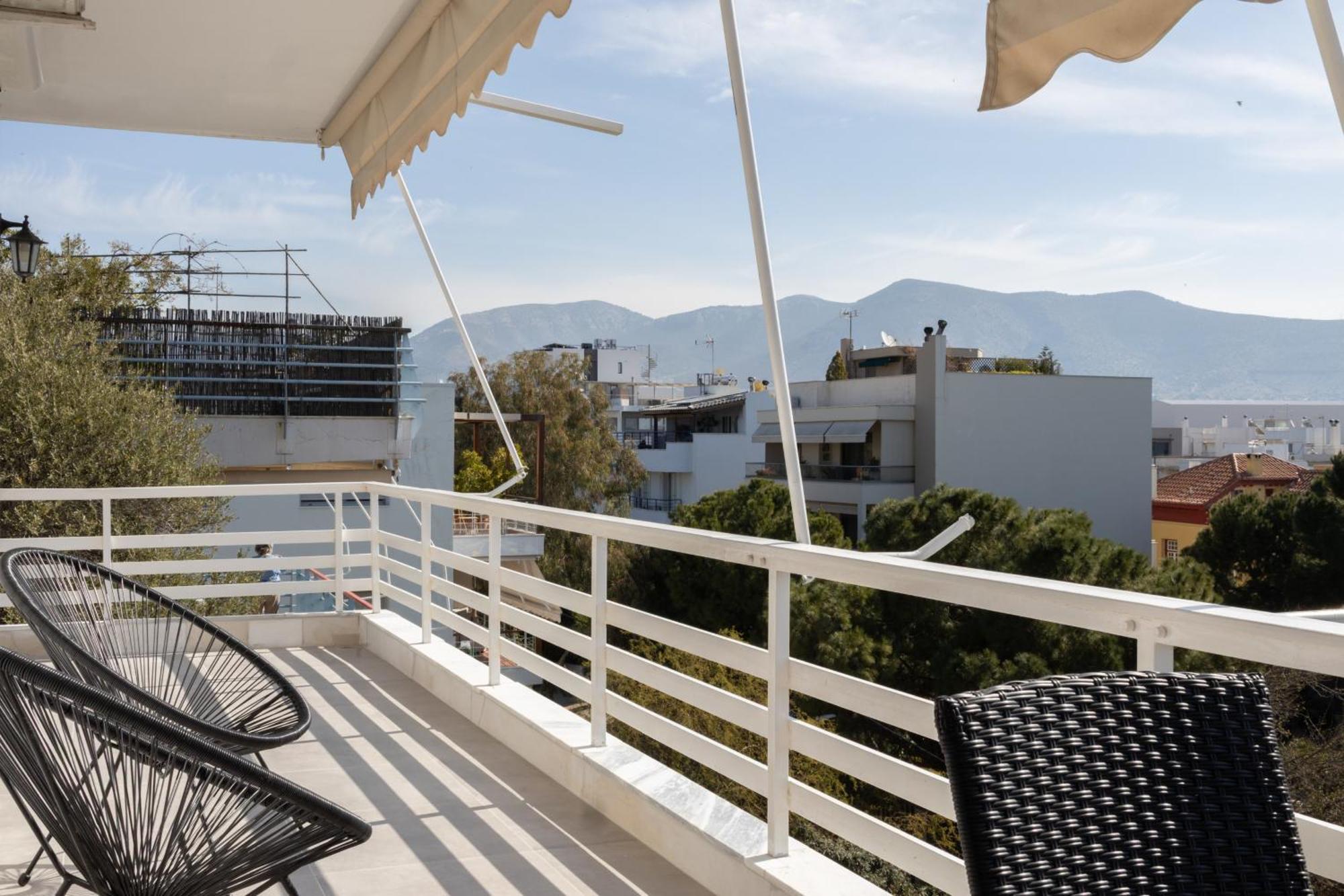 אתונה Luxurious 3-Bedroom Seaside Retreat Fully Renovated In 2025 מראה חיצוני תמונה
